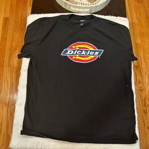 Black Dickies T-shirt